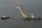 Havarie: Auf der Außenweser sind zwei Containerschiffe kollidiert