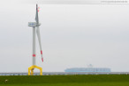 JadeWeserPort: Das Containerschiff Estelle Maersk in Wilhelmshaven
