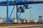 Container Terminal Wilhelmshaven: Erster Containerzug am JadeWeserPort