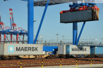 Container Terminal Wilhelmshaven: Erster Containerzug am JadeWeserPort