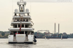 Wilhelmshaven: Die Luxusyacht Utopia am Wochenende an der Jade 2013