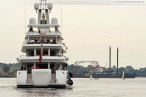Wilhelmshaven: Die Luxusyacht Utopia am Wochenende an der Jade 2013