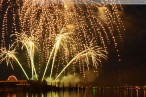 Wilhelmshaven: Abschlussfeuerwerk JadeWeserPort-Cup 2013