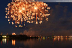 Wilhelmshaven: Abschlussfeuerwerk JadeWeserPort-Cup 2013