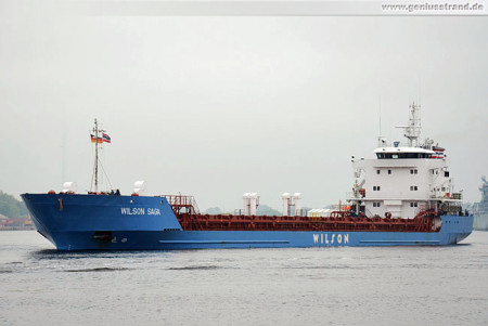Wilhelmshaven Schiffsbilder: Frachtschiff Wilson Saga im Nordhafen