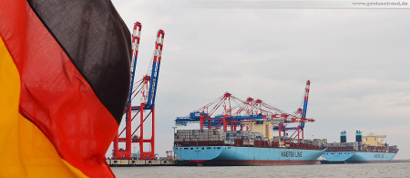 JadeWeserPort: Eugen Maersk (Emma-Maersk-Klasse) und die Majestic Maersk (Triple-E-Klasse) in Wilhelmshaven