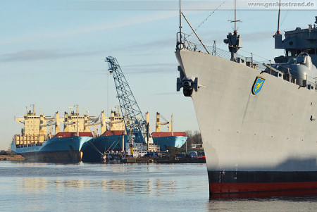 Wilhelmshaven: Containerschiff Maersk Vigo liegt jetzt im Ausrüstungshafen