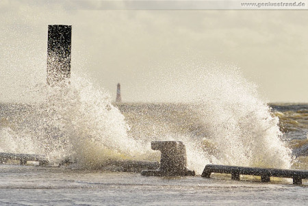 Wilhelmshaven Alter Vorhafen: Erster Herbststurm im Monat November 2013