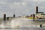 Wilhelmshaven Alter Vorhafen: Erster Herbststurm im Monat November 2013