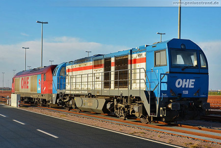 JadeWeserPort: Diesellok-Gespann der Osthannoversche Eisenbahnen (OHE)