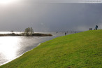 Sturmtief Tilo bringt Sturmflut nach Wilhelmshaven (Nassauhafen)