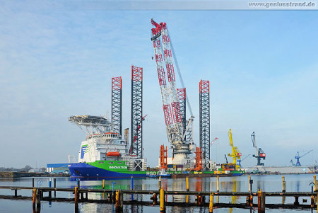 Wilhelmshaven: Offshore-Windanlagen-Errichterschiff Innovation