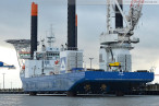 JadeWeserPort: Hochtief Offshore-Windanlagen-Errichterschiff VIDAR