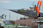 Deutsches Marinemuseum Wilhelmshaven: Starfighter auf Sockel gesetzt