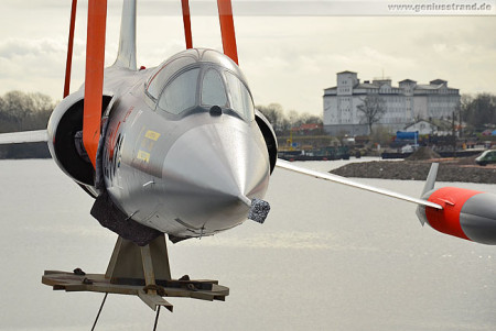 Marinearsenal Wilhelmshaven: Starfighter wurde zum Museum transportiert