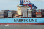 Container Terminal Wilhelmshaven (CTW): Containerschiff Elly Maersk