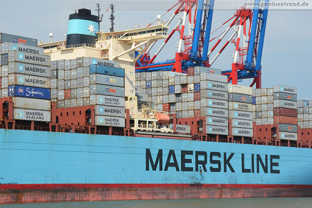 Container Terminal Wilhelmshaven (CTW): Containerschiff Elly Maersk