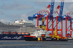 JadeWeserPort: Schiffsneubau Mein Schiff 3 von TUI Cruises in Wilhelmshaven