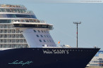 JadeWeserPort: Schiffsneubau Mein Schiff 3 von TUI Cruises in Wilhelmshaven