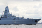 Fregatte Hamburg vom Einsatz- und Ausbildungsverband 2014 zurück