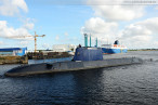 Wilhelmshaven: U-Boot RAHAV fährt Schleife im Großen Hafen