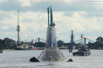 Wilhelmshaven: U-Boot RAHAV fährt Schleife im Großen Hafen
