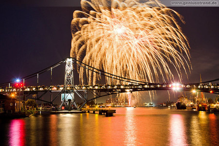 Wilhelmshaven: Feuerwerk Wochenende an der Jade (WadJ) 2014