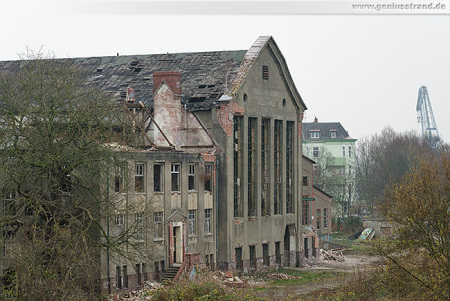 Wilhelmshaven: Magazin-Gebäude der Südzentrale abgerissen