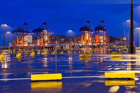 Triple-E-Klasse MATZ MAERSK am Container Terminal Wilhelmshaven (CTW)