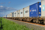 Wilhelmshaven: Containerzug kommend vom JadeWeserPort