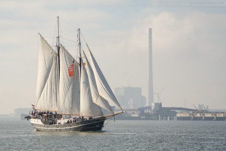 WILHELMSHAVEN: Bilder vom JADEWESERPORT-CUP 2015