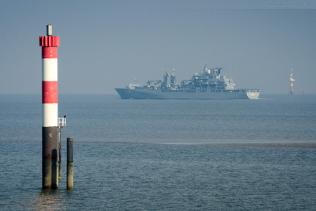 Wilhelmshaven: EGV BERLIN zum EU-Einsatz EUNAVFOR MED ausgelaufen