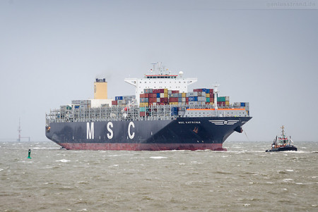 Jade-Weser-Port Ankunft: Containerschiff MSC KATRINA (Erstanlauf)