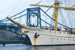 Wilhelmshaven: Segelschulschiff GORCH FOCK am Bontekai (Open Ship)