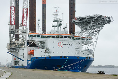 Wilhelmshaven: Offshore-Installationsschiff VIDAR verkauft