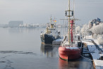 Aktuelle Winterbilder aus Wilhelmshaven (Großer Hafen, Bontekai, Südstrand)