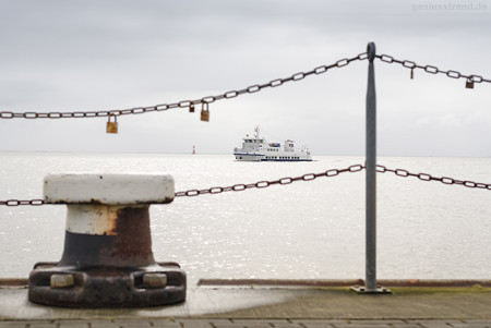 Wilhelmshaven Helgolandkai: Hafenrundfahrt mit der HARLE KURIER