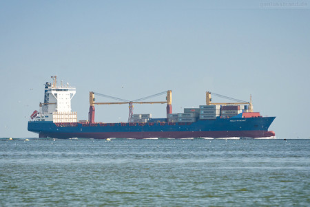 JadeWeserPort Schiffsankünfte: Containerschiff HELLE RITSCHER (L 177 m)