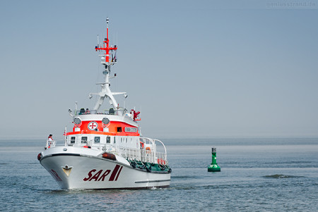 Hooksiel Außenhafen: SRK VORMANN STEFFENS kommt vom Einsatz zurück