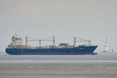 JadeWeserPort Schiffsankünfte: Containerschiff AS VEGA (L 178 m)