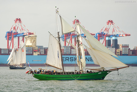 WILHELMSHAVEN: Fotos vom JadeWeserPort-Cup 2016