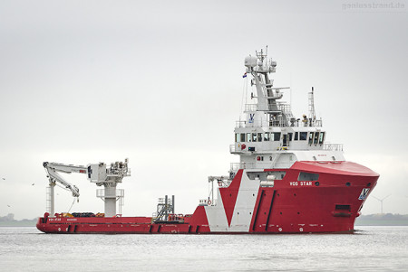 WILHELMSHAVEN: Offshore-Versorger VOS STAR (L 68 m)