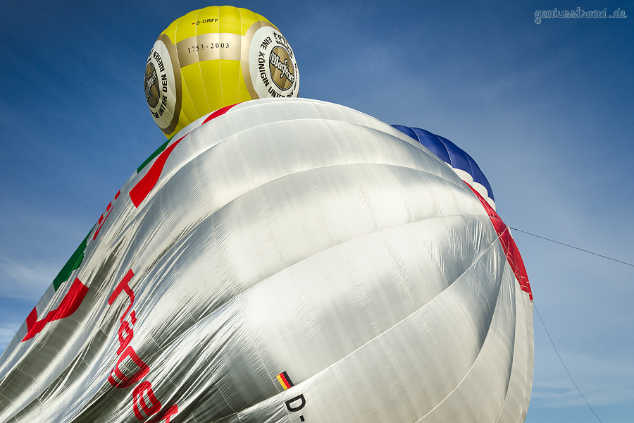 WILHELMSHAVEN: Bilder vom 1. Ballonmeeting (Heißluftballontreffen) am Banter See Park