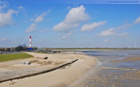 Geniusstrand JadeWeserPort Wilhelmshaven