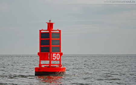 Hintergrundbild – Tonne 50 im Jadefahrwasser Wilhelmshaven