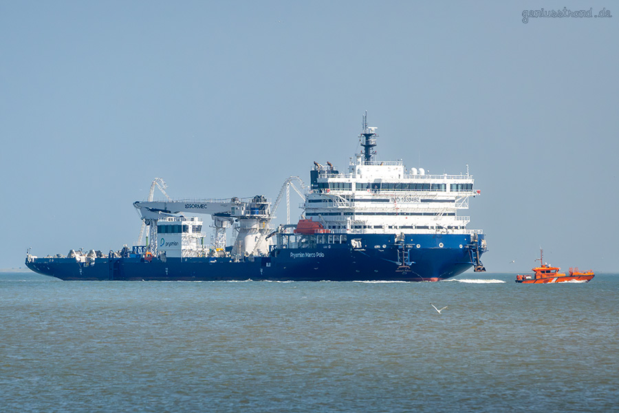 Wilhelmshaven/Hooksiel: Kabelleger Prysmian Marco Polo vor Hooksiel