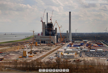 Blick auf die Kraftwerksbaustelle GDF Suez